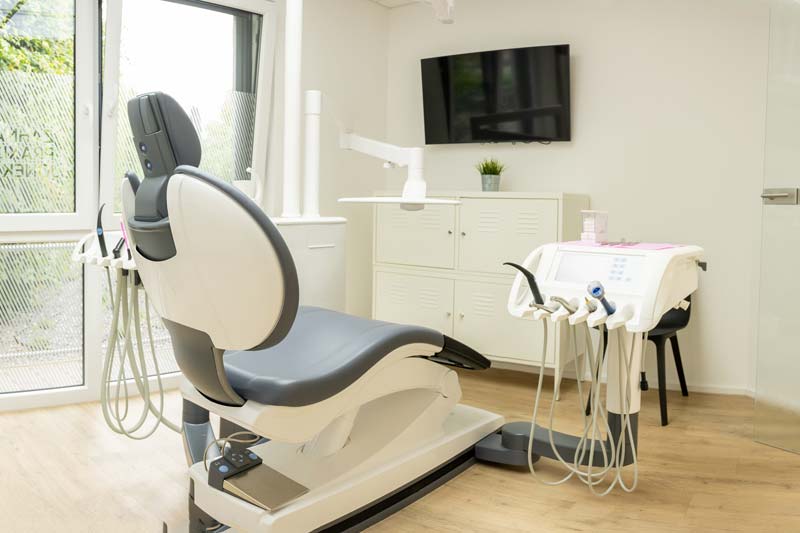 Zahnarzt Neuss Holzheim - Jonek / Gensior -Behandlungszimmer